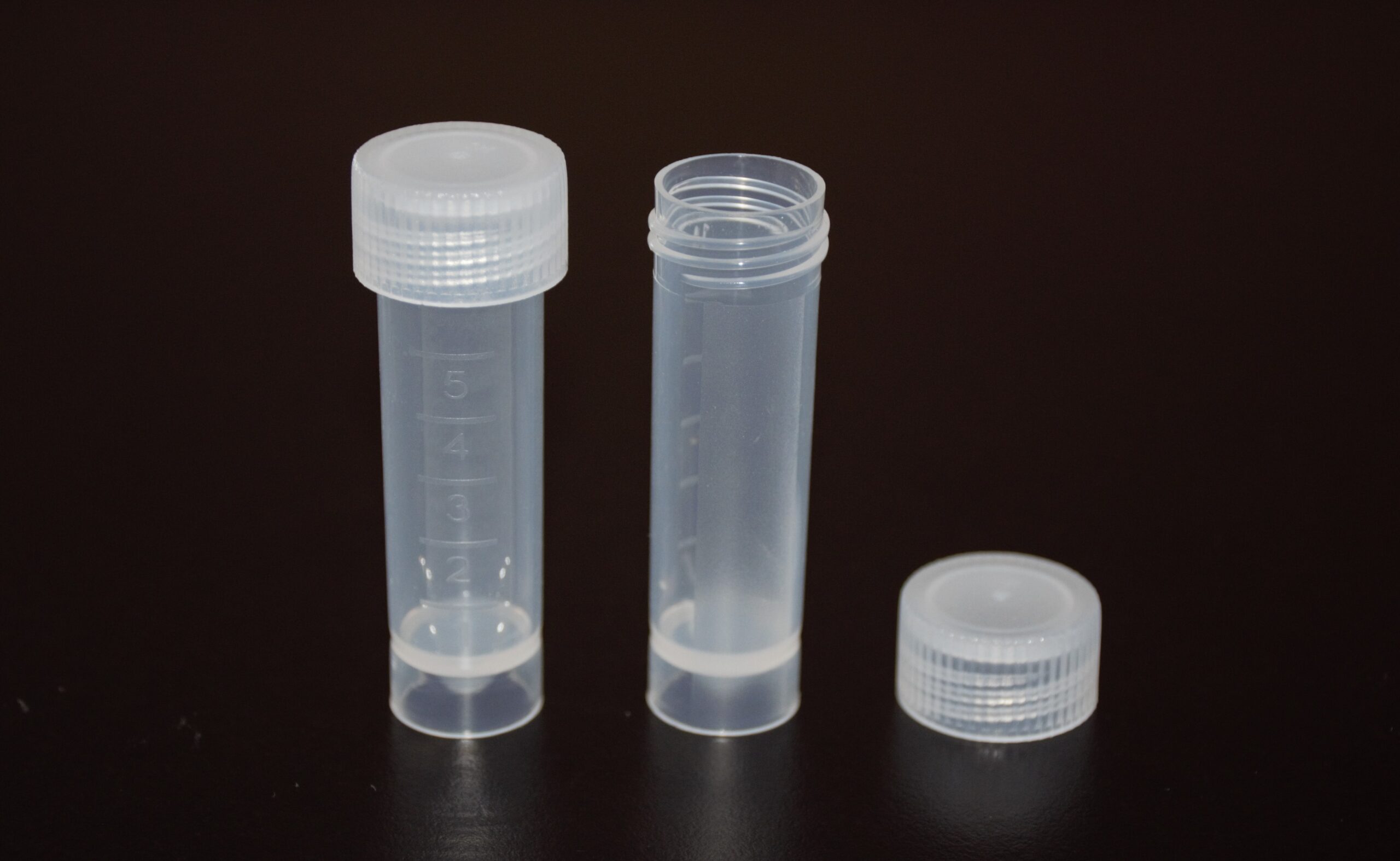 185TYB115 - Tubos TAPA A ROSCA de 5 ML FONDO CONICO CON FALDON-image