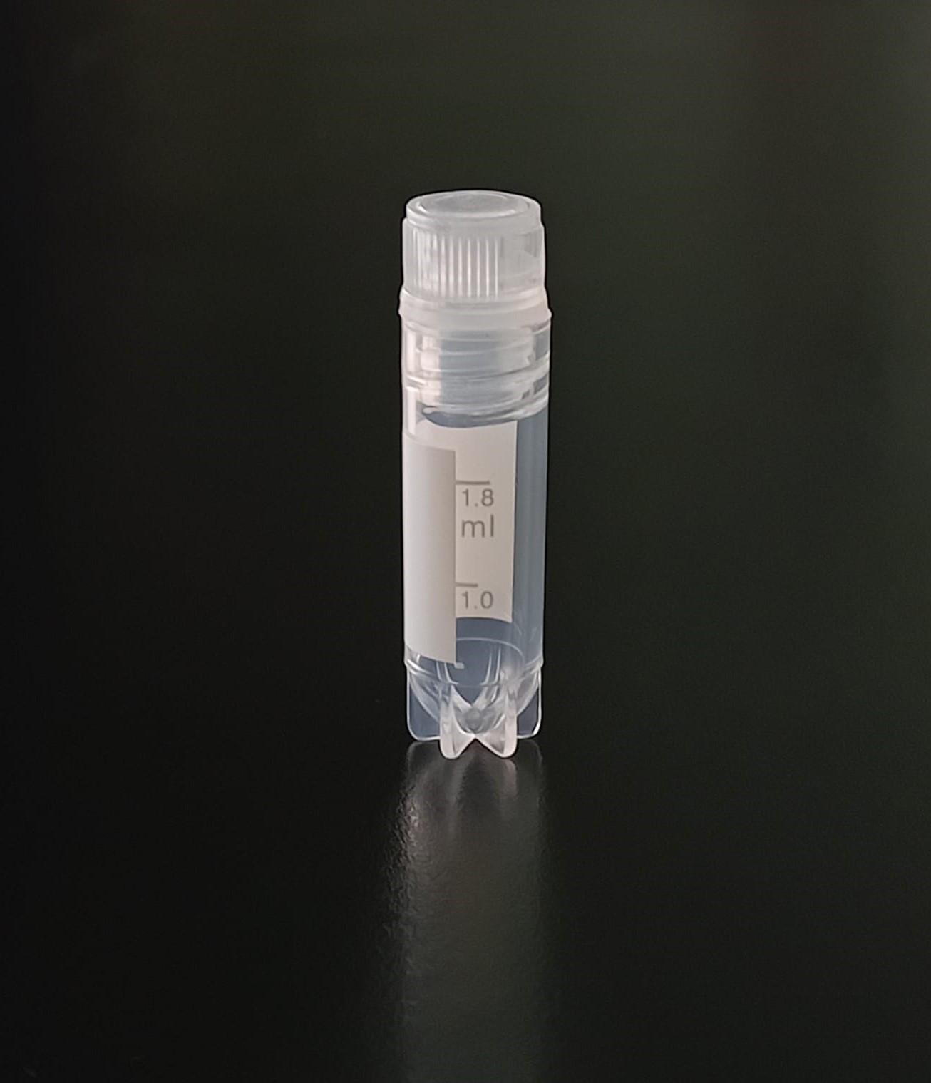 185CT201FREE - CRIOVIAL 2 ML ROSCA INTERNA Libres de DNAsa, RNAsa y pirógenos-image