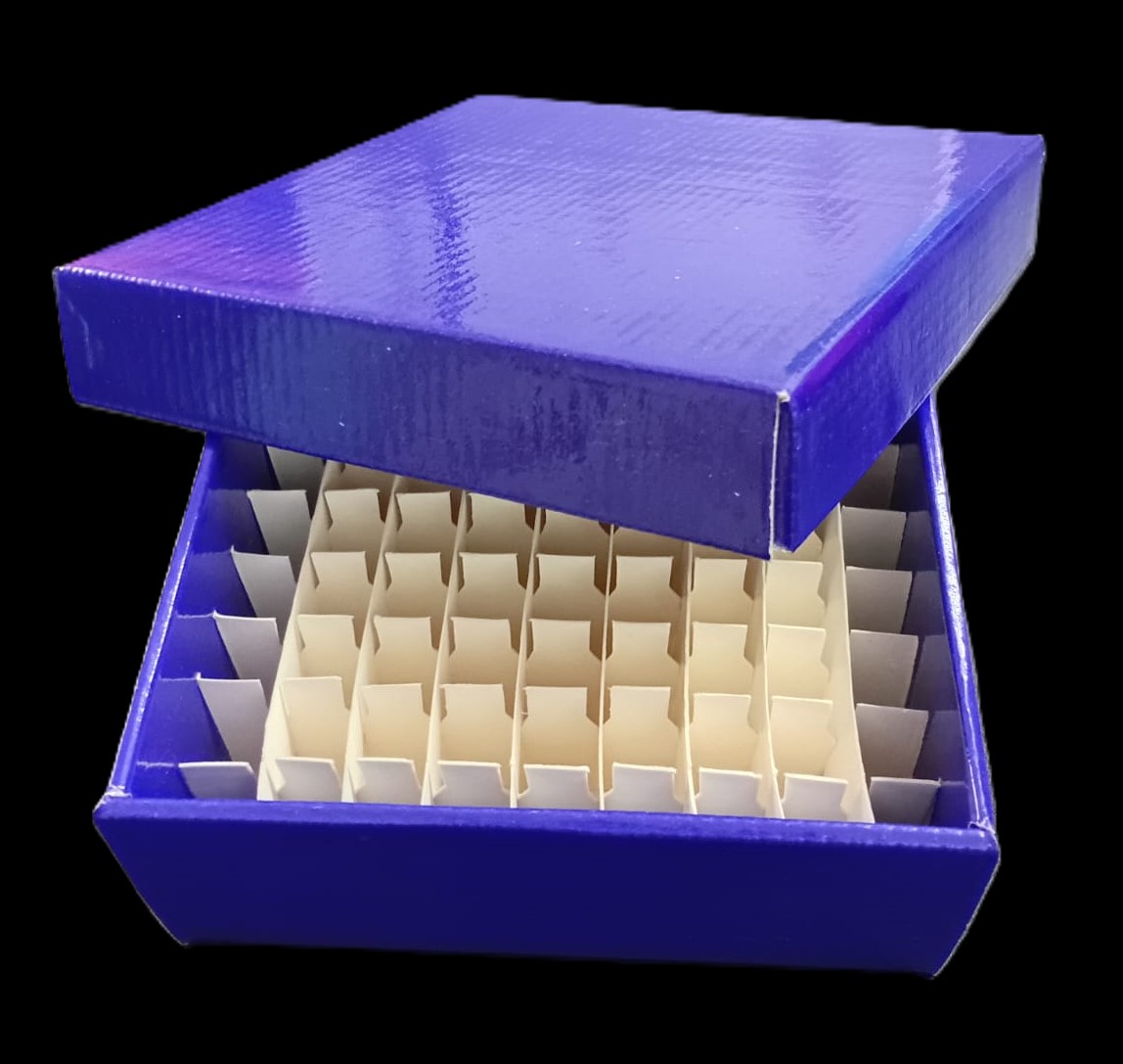 2850202 - Cajas de congelación en cartón tratado rígido 130 X 130 X 55 color violeta-image